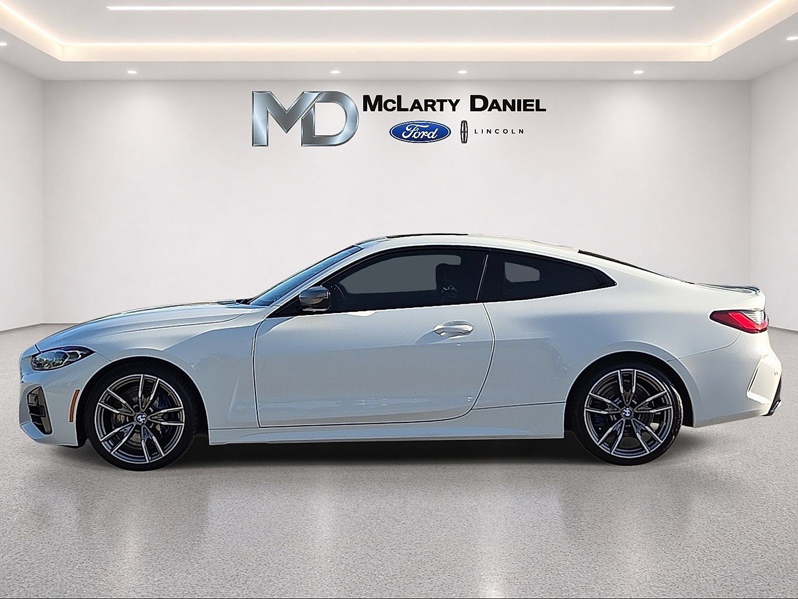 Used 2021 BMW 440i xDrive Coupe w/ Executive Package AWD/4WD image 3