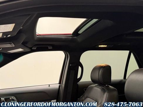 Used 2016 Ford Explorer Limited image 34