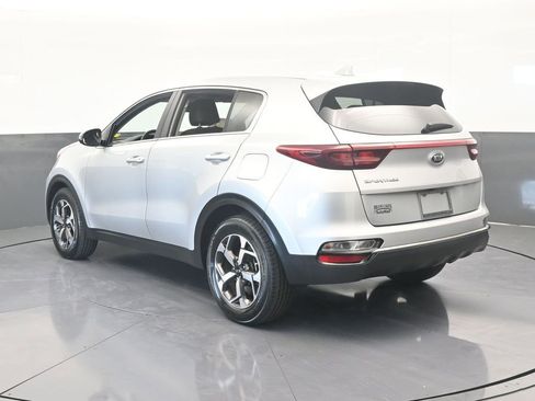 Used 2020 Kia Sportage LX w/ LX Popular Package image 4