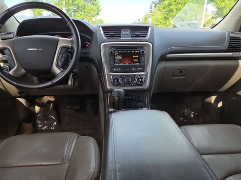 Used 2016 GMC Acadia Denali AWD/4WD image 18