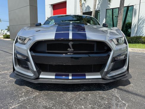 Used 2022 Ford Mustang Shelby GT500 w/ Handling Package RWD image 9
