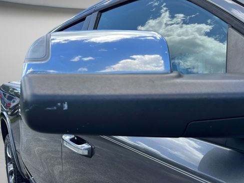 Used 2019 RAM 1500 Laramie RWD image 25