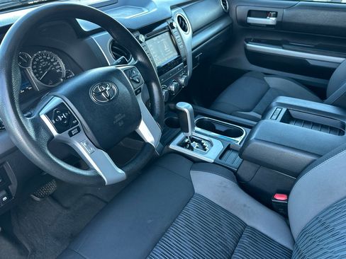 Used 2016 Toyota Tundra SR5 w/ SR5 Upgrade Package image 9