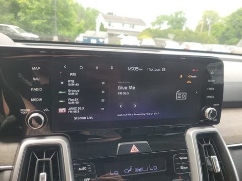 Certified 2023 Kia Sorento S w/ Panoramic Sunroof Package AWD/4WD image 34