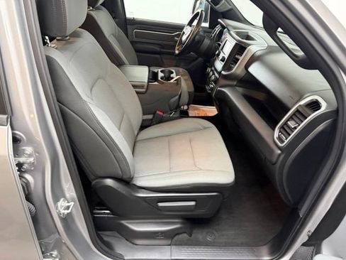 Used 2023 RAM 1500 Big Horn AWD/4WD image 41