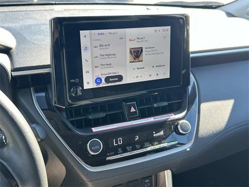 Used 2023 Toyota Corolla Cross LE image 25