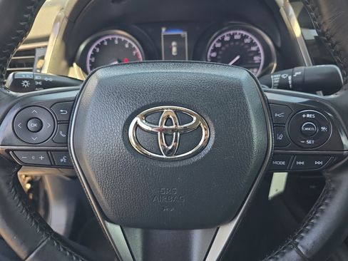 Used 2021 Toyota Camry SE FWD image 24