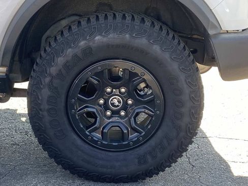 Used 2024 Ford Bronco Wildtrak AWD/4WD image 13