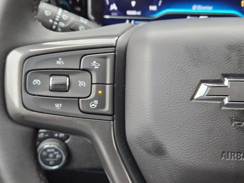 Used 2025 Chevrolet Silverado 2500 ZR2 AWD/4WD image 22
