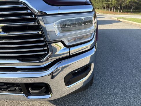 Used 2022 RAM 2500 Laramie AWD/4WD image 6