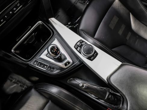 Used 2015 BMW M4 Coupe image 26