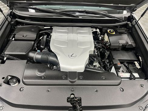 Certified 2023 Lexus GX 460 Premium w/ Premium Package image 24