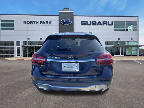 Used 2018 Mercedes-Benz GLA 250 image 4