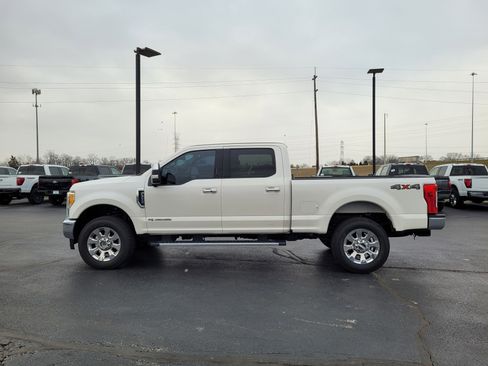 Used 2017 Ford F350 Lariat w/ Lariat Ultimate Package image 7