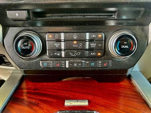 Used 2015 Ford F150 King Ranch w/ Equipment Group 601A Luxury image 17