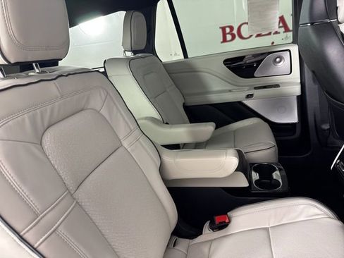 New 2025 Lincoln Aviator Black Label image 23