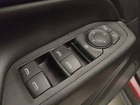 Used 2018 Chevrolet Equinox LT w/ Sun & Infotainment Package FWD image 27