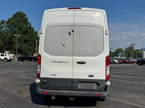 Used 2017 Ford Transit 250 148 High Roof RWD image 5