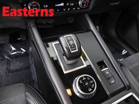 Used 2024 Mitsubishi Outlander SE AWD/4WD image 13