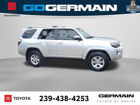 Certified 2022 Toyota 4Runner SR5 Premium w/ Moonroof Package AWD/4WD image 6