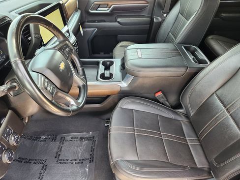 Certified 2024 Chevrolet Silverado 2500 High Country w/ High Country Premium Package AWD/4WD image 14