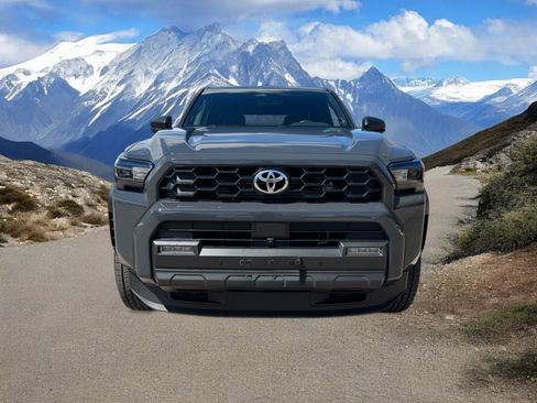 Used 2025 Toyota 4Runner TRD Off-Road Premium AWD/4WD image 8