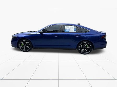 Used 2023 Honda Accord Sport image 4