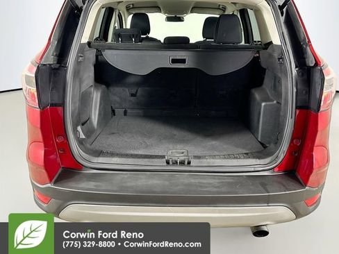 Used 2018 Ford Escape SE image 24