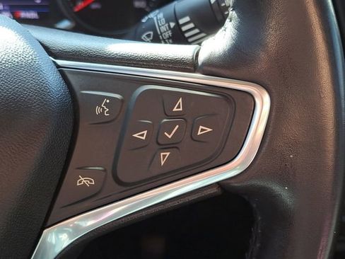 Used 2020 Chevrolet Equinox LT image 14