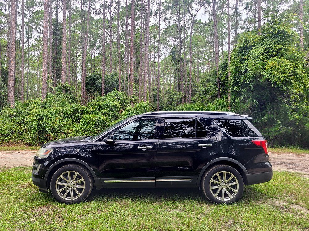 Used 2016 Ford Explorer Limited w/ Equipment Group 301A FWD image 7