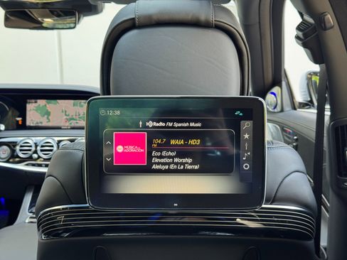 Used 2020 Mercedes-Benz Maybach S 560 4MATIC image 45