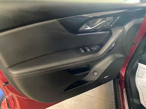 Certified 2022 Chevrolet Blazer RS w/ Enhanced Convenience Package AWD/4WD image 12