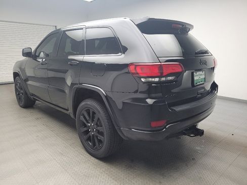 Used 2019 Jeep Grand Cherokee Altitude AWD/4WD image 5