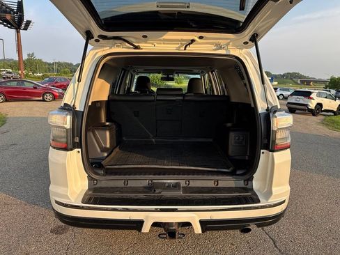 Certified 2019 Toyota 4Runner Limited AWD/4WD image 16