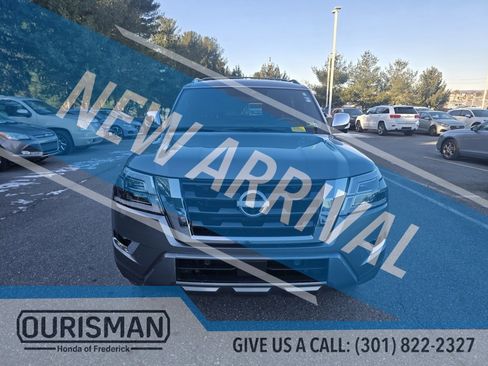 Used 2022 Nissan Armada Platinum w/ Captain's Chairs Package image 3