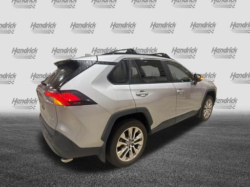 Used 2025 Toyota RAV4 XLE Premium w/ Weather Package FWD image 6