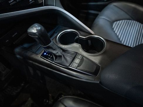 Certified 2023 Toyota Camry SE image 18