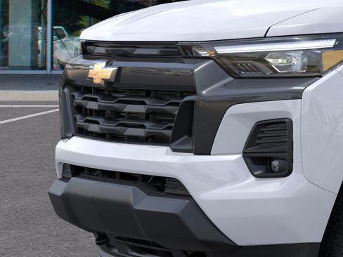 New 2025 Chevrolet Colorado LT w/ LT Convenience Package image 30