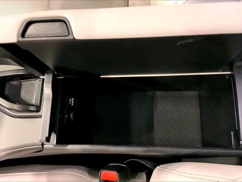 Certified 2025 Lexus UX 300h Premium image 35