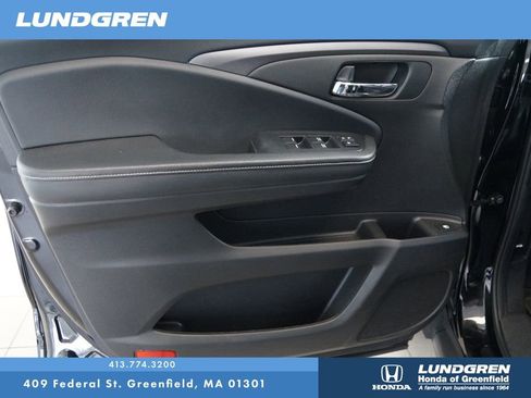 Used 2021 Honda Ridgeline Sport image 13
