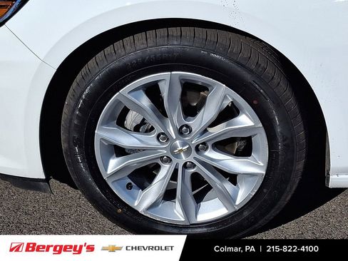 Used 2024 Chevrolet Malibu LT image 10