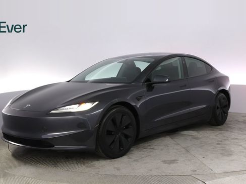 Used 2024 Tesla Model 3 Standard Range RWD image 2