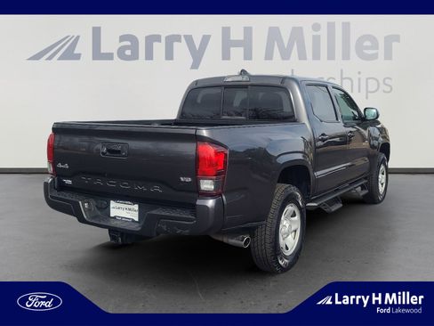 Used 2020 Toyota Tacoma SR image 5