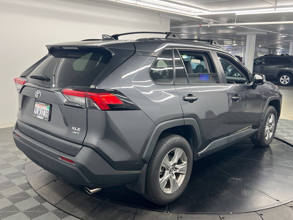 Used 2024 Toyota RAV4 XLE AWD/4WD image 5