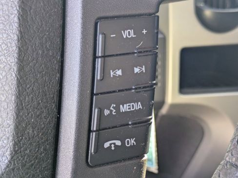 Used 2012 Ford F150 XLT w/ XLT Chrome Pkg image 14