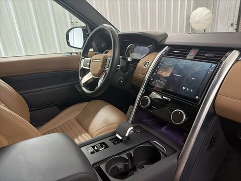 Used 2023 Land Rover Discovery HSE R-Dynamic image 24