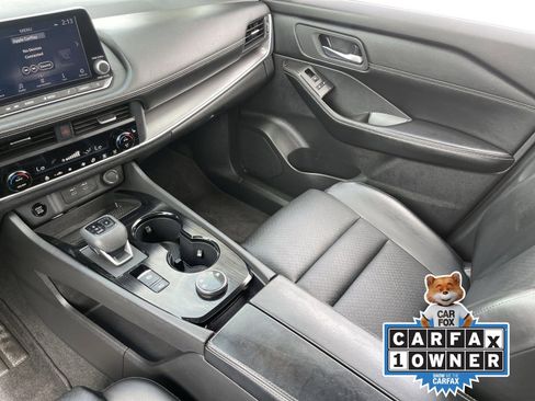 Certified 2024 Nissan Rogue SV w/ SV Premium Package AWD/4WD image 17