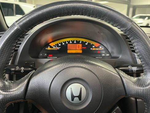 Used 2001 Honda S2000 image 48