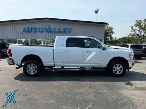 Used 2024 RAM 2500 Laramie AWD/4WD image 8