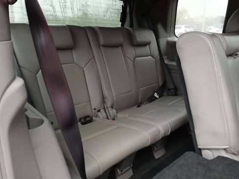 Used 2009 Honda Pilot Touring image 10